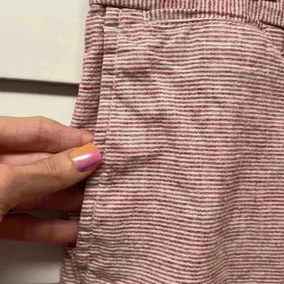 Old Navy Ultimate Slim Linen Blend Shorts Size 38 Inseam 9” Red & White Stripes - Picture 2 of 8